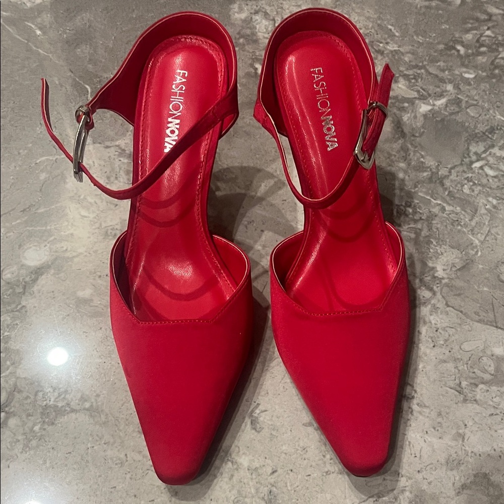 Fashion Nova Bold Scarlet Heels